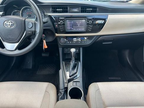 Used 2014 Toyota Corolla LE FWD image 15