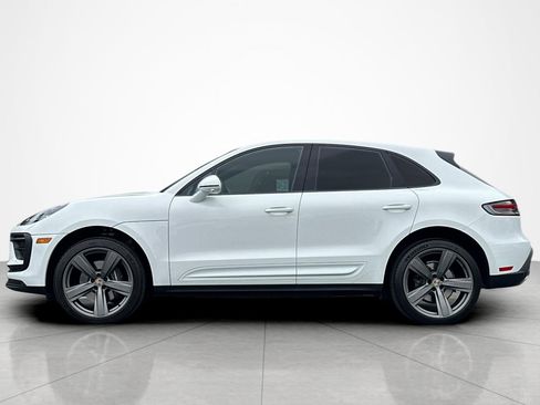 Used 2023 Porsche Macan AWD/4WD image 2