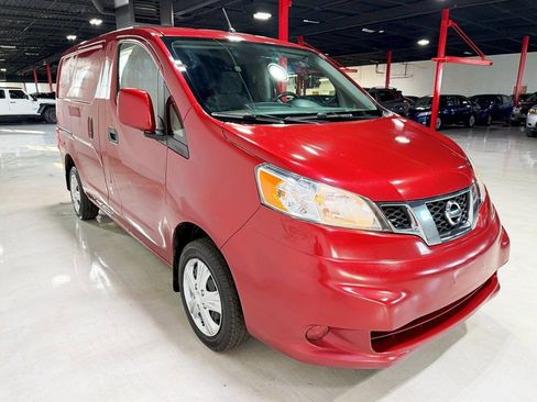 Used 2019 Nissan NV200 SV image 8