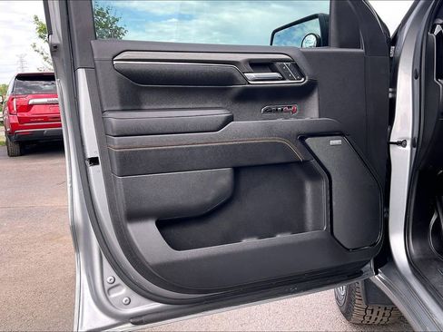 Used 2023 GMC Sierra 1500 AT4 w/ AT4 Preferred Package image 22