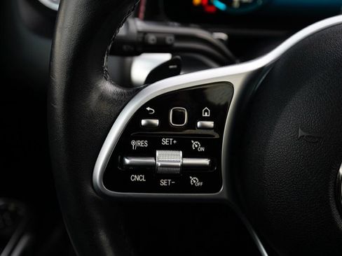 Used 2020 Mercedes-Benz GLB 250 4MATIC image 55