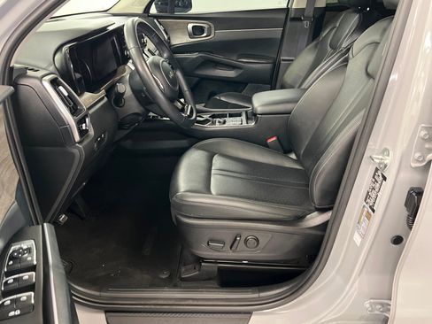 Used 2023 Kia Sorento S AWD/4WD image 18