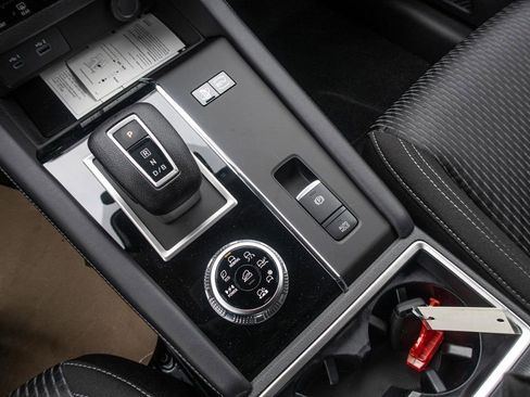 New 2025 Mitsubishi Outlander ES image 38