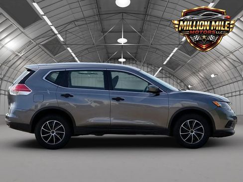 Used 2016 Nissan Rogue S AWD/4WD image 7