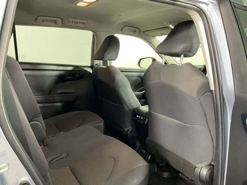 Used 2023 Toyota Highlander LE image 21