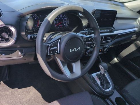 Certified 2023 Kia Forte LXS FWD image 10
