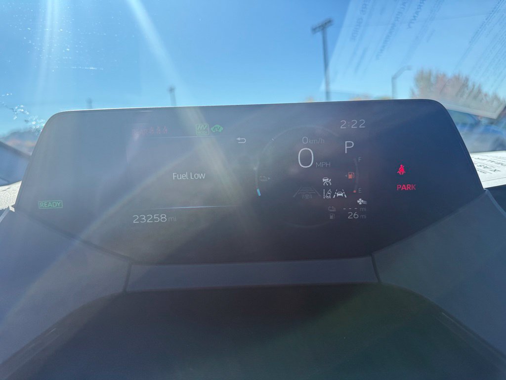 Used 2025 Toyota Prius Plug-In Hybrid FWD image 22