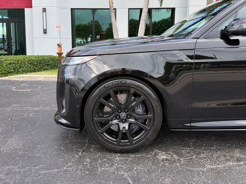 Used 2024 Land Rover Range Rover Sport SV Edition One Obsidian Black image 17