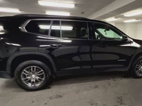 Certified 2025 GMC Acadia Elevation image 9