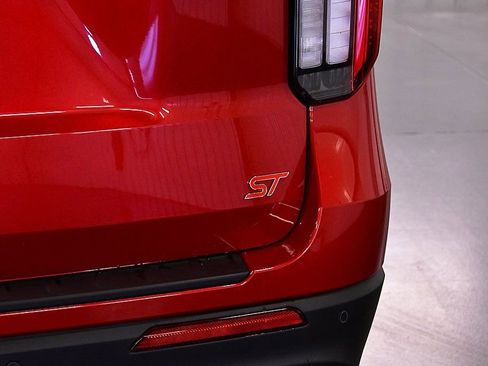 New 2026 Ford Explorer ST w/ Sun And Sound Package image 11