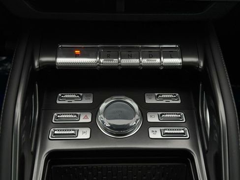 New 2026 Lincoln Nautilus Premier w/ Equipment Group 102A image 37