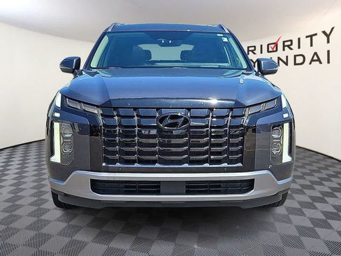 Used 2024 Hyundai Palisade Limited AWD/4WD image 2