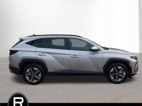 Used 2026 Hyundai Tucson SEL image 8