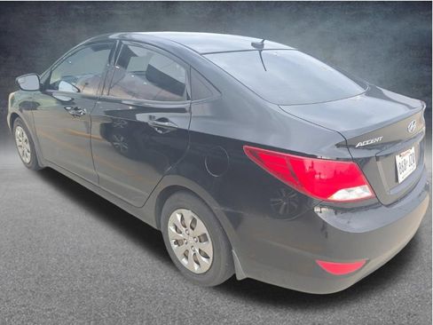 Used 2016 Hyundai Accent SE w/ Option Group 02 FWD image 6