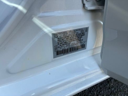 Used 2025 Nissan Sentra SV FWD image 29