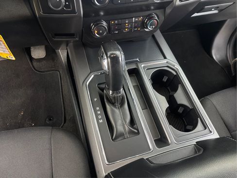 Used 2020 Ford F150 XLT w/ Equipment Group 302A Luxury AWD/4WD image 46
