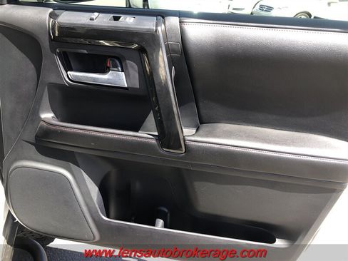 Used 2015 Toyota 4Runner TRD Pro AWD/4WD image 24