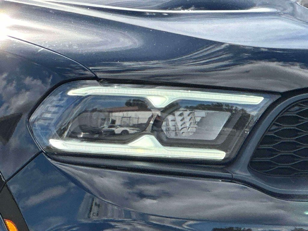 Used 2022 Dodge Durango R/T w/ Tow 'N Go Package AWD/4WD image 7