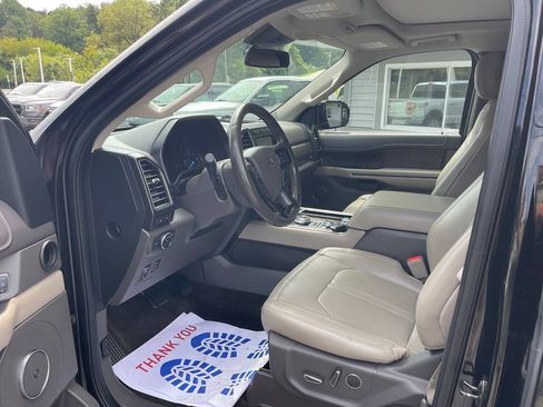 Used 2018 Ford Expedition Max Limited w/ Equipment Group 302A AWD/4WD image 15
