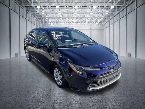 Used 2023 Toyota Corolla LE FWD image 5