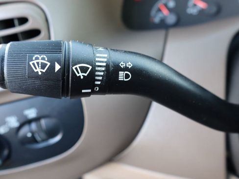 Used 1998 Ford F150 XL image 29