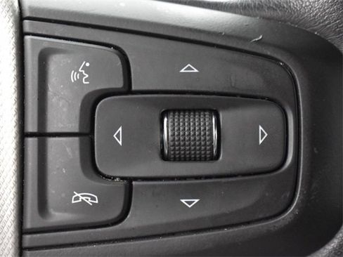 Used 2022 GMC Yukon XL Denali image 25