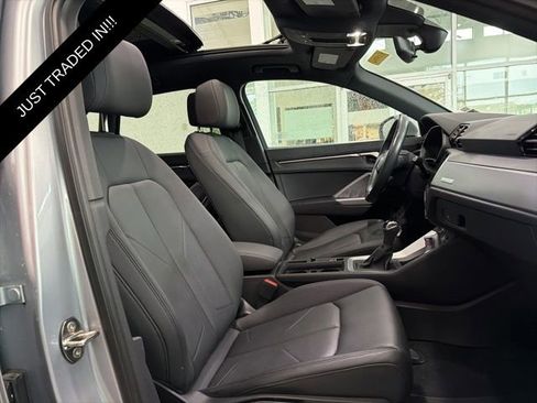 Used 2020 Audi Q3 2.0T Premium w/ Convenience Package AWD/4WD image 14