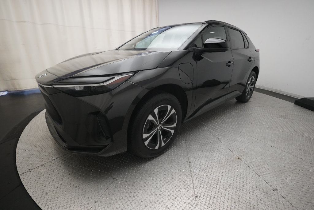 Used 2024 Toyota bZ4X FWD w/ Weather Package image 1