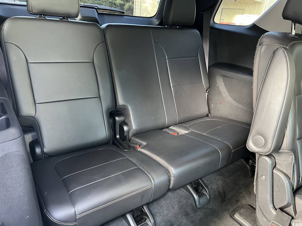 Used 2021 Chevrolet Traverse RS FWD image 13