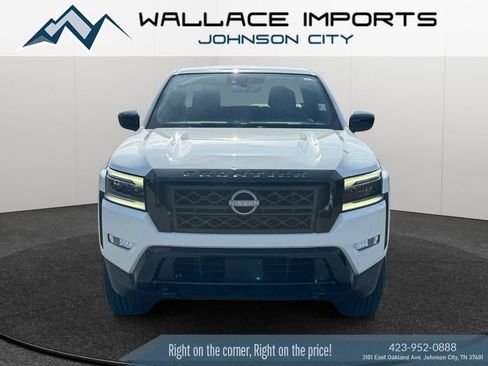 Used 2023 Nissan Frontier SV w/ Midnight Edition Package AWD/4WD image 8