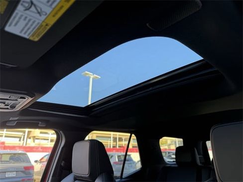 Used 2025 Toyota 4Runner TRD Off-Road Premium image 27