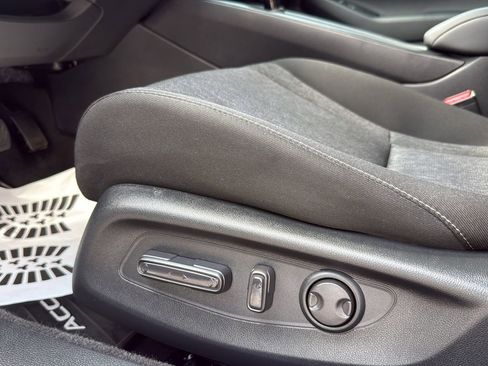 Used 2024 Honda Accord EX image 10