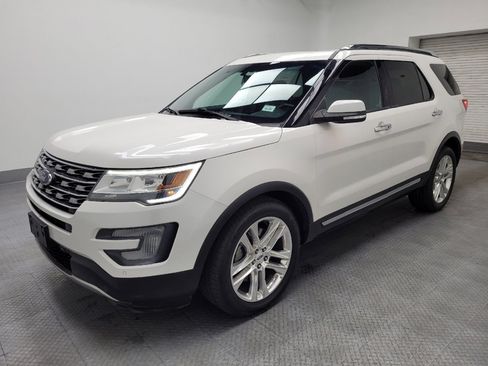 Used 2016 Ford Explorer Limited image 2
