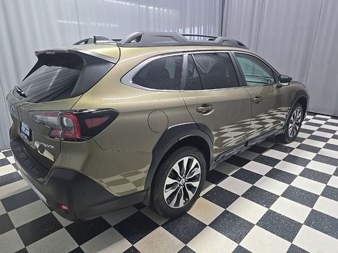 Used 2024 Subaru Outback Limited w/ Popular Package #2 AWD/4WD image 9