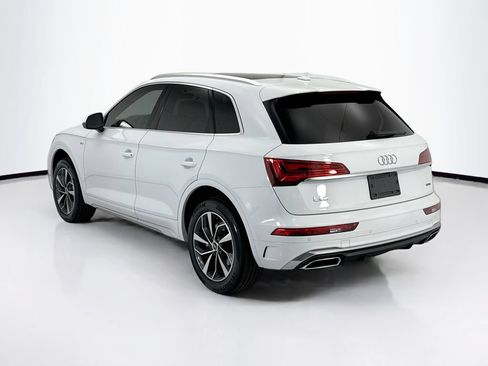 Used 2022 Audi Q5 2.0T Premium Plus w/ Premium Plus Package AWD/4WD image 7