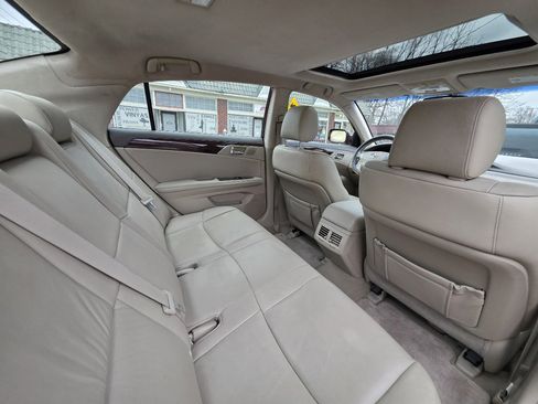 Used 2008 Toyota Avalon XLS image 10