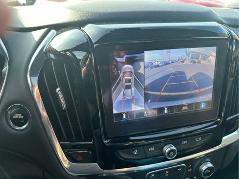 Certified 2023 Chevrolet Traverse RS w/ LPO, Floor Liner Package image 11