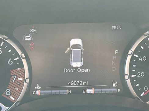 Used 2022 Jeep Renegade Altitude w/ Convenience Group image 8