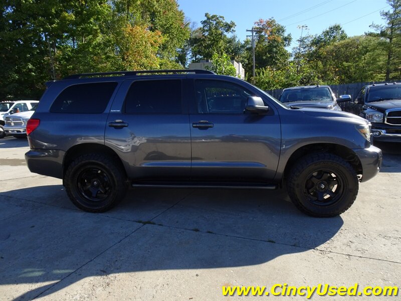 Used 2011 Toyota Sequoia Limited AWD/4WD image 5