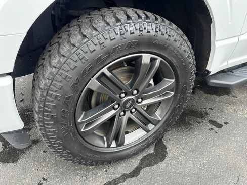 Certified 2022 Ford F150 XLT w/ Equipment Group 302A High image 9