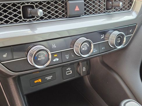 Certified 2024 Acura Integra image 27