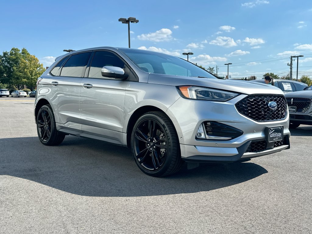 Used 2020 Ford Edge ST w/ Equipment Group 401A AWD/4WD image 2