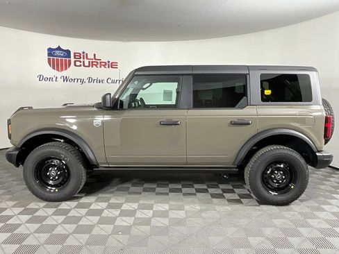 New 2026 Ford Bronco Big Bend w/ Black Diamond Package AWD/4WD image 6