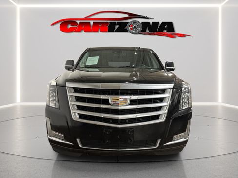 Used 2016 Cadillac Escalade ESV Luxury AWD/4WD image 2