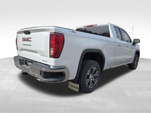 New 2026 GMC Sierra 1500 SLE w/ X31 Off-Road Package image 11