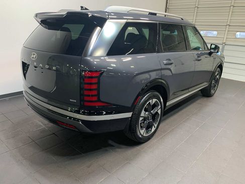 New 2026 Hyundai Palisade Limited AWD/4WD image 3