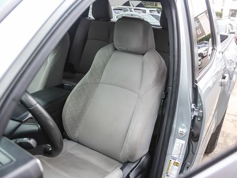 Used 2024 Toyota Tacoma SR5 AWD/4WD image 25