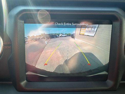 Used 2020 Jeep Wrangler Unlimited Rubicon w/ Quick Order Package 28Y Recon AWD/4WD image 25
