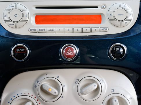 Used 2013 FIAT 500 Pop image 29