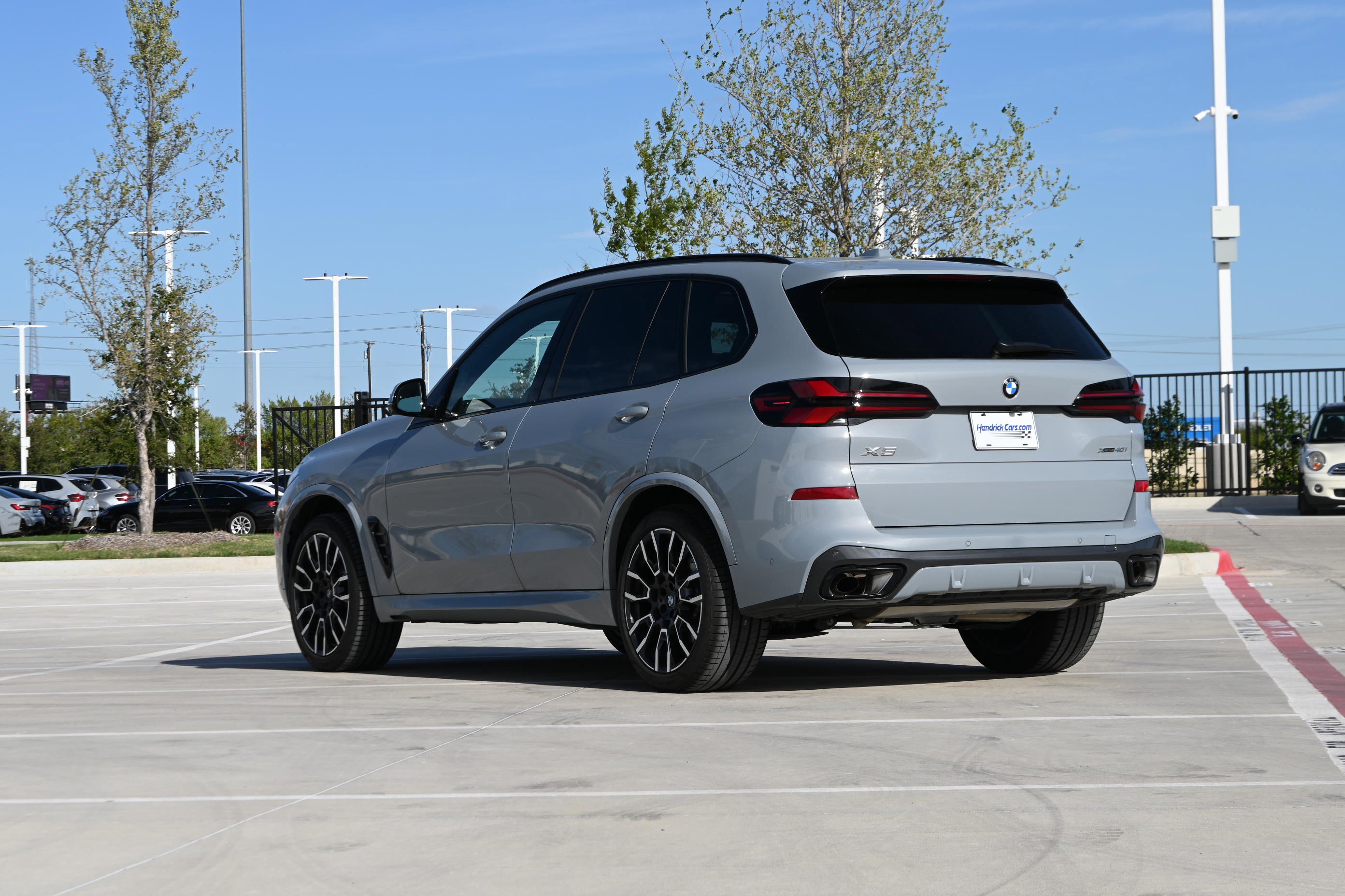 Used 2026 BMW X5 xDrive40i w/ Executive Package AWD/4WD image 7